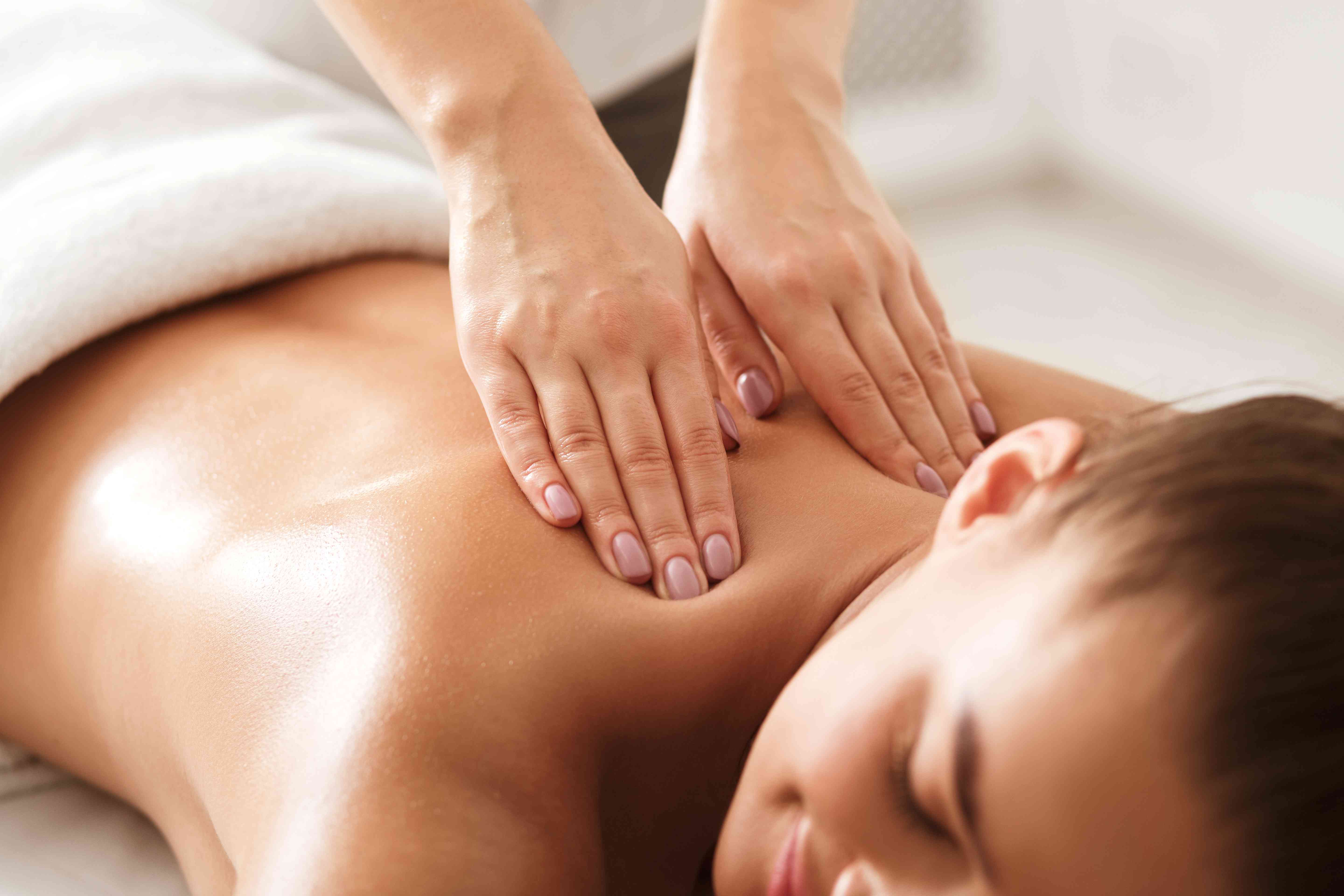 Swedish (60min) - Stress release Full Body Massage